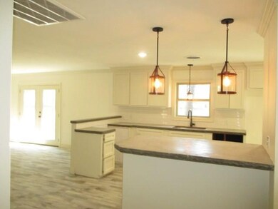 127 Holly Moore Dr, Pineville, LA 71360 - photo 7