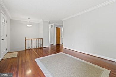 16208 Crest Ct, Woodbridge, VA 22191 - photo 6