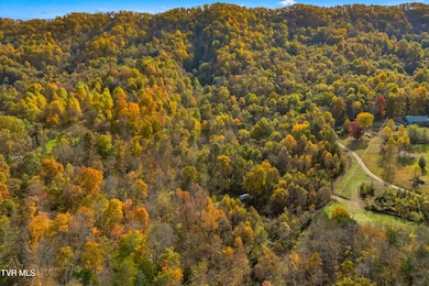 005-TwinPondsLane-03407701007or07701007-