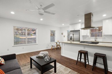 301 E 33rd St unit 4, Austin, TX 78705 - photo 3