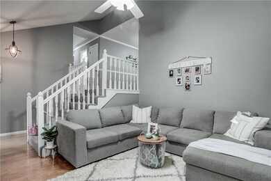 209 Jayhawk Ct, Lansing, KS 66043 - photo 6