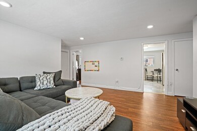 30 Bryon Rd unit 1, Boston College, MA 02467 - photo 3