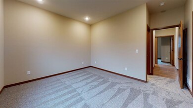 3726 Lincoln Ave, Spirit Lake, IA 51360 - photo 7