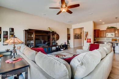 2970 E KINGBIRD DR Gilbert AZ-small-007-