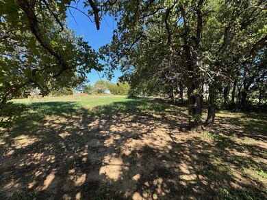 4616 Stoney Creek Ct, Granbury, TX 76049 - photo 7