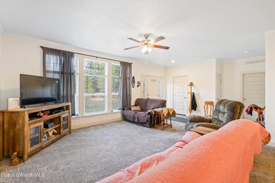 07-Living Room