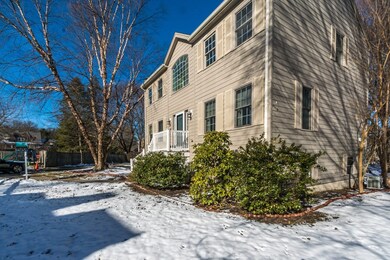49 Worcester Ln, Waltham, MA 02451 - photo 3