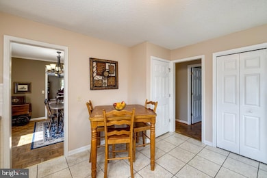 405 Sugar Maple Ln, Harrisonburg, VA 22801 - photo 5