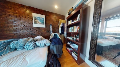 484 Commercial St unit 4, Boston, MA 02109 - photo 4