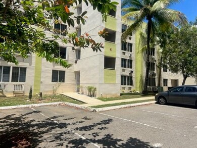 calle 849 SE Portales de San Juan Annex unit 662, San Juan, PR 00924 - photo 5