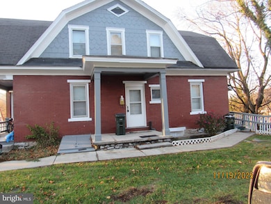 316 S Spring St, Bellefonte, PA 16823 - photo 3