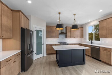 1080 N Washington St SE, Lowell, MI 49331 - photo 7