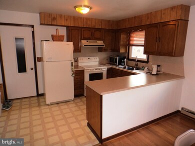 12170 Randy Dr, Greencastle, PA 17225 - photo 7