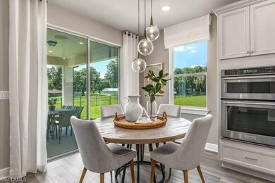 Dining area  | Furnished model, options may vary.