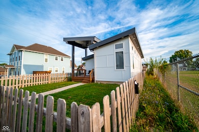 1112 Spann Ave, Indianapolis, IN 46203 - photo 2