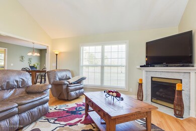 552 Highland Springs Dr, Mount Washington, KY 40047 - photo 5