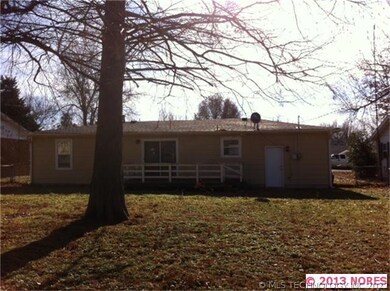 Large fenced in back yard