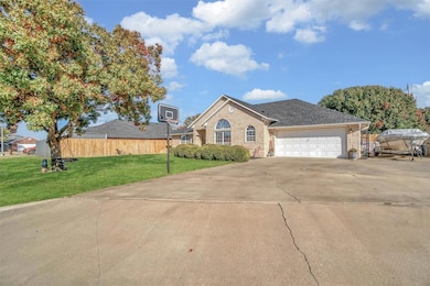 3100 Mallard Cir, Altus, OK 73521 - photo 3