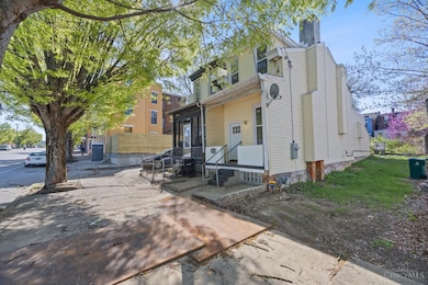 1113 Bank St, Cincinnati, OH 45214 - photo 2