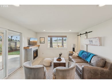 980 Astor Way, Woodburn, OR 97071 - photo 6