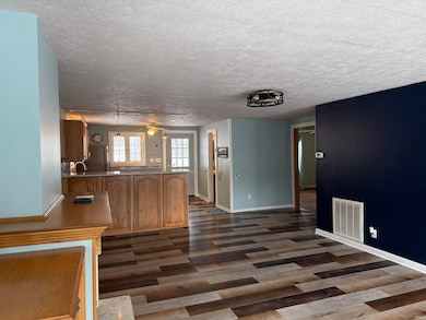 8917 E Circle Dr S, Syracuse, IN 46567 - photo 4