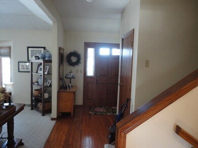 Entry/Foyer