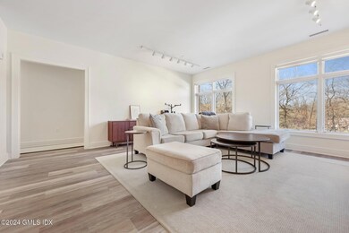 1381 E Putnam Ave unit 1, Old Greenwich, CT 06870 - photo 5