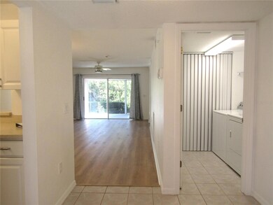 5684 Sheffield Greene Cir unit 79, Sarasota, FL 34235 - photo 4