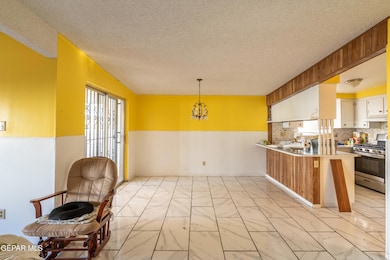 10032 Foothill Dr, El Paso, TX 79924 - photo 4