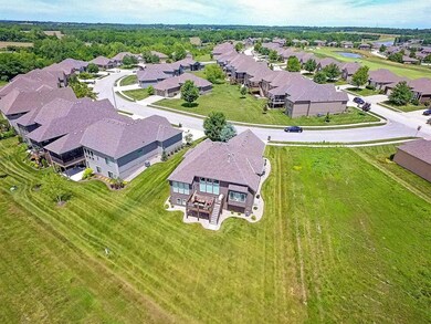 1504 Ventnor Ln, Raymore, MO 64083 - photo 6