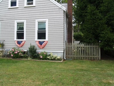 16 Ivy St, Wareham, MA 02571 - photo 5