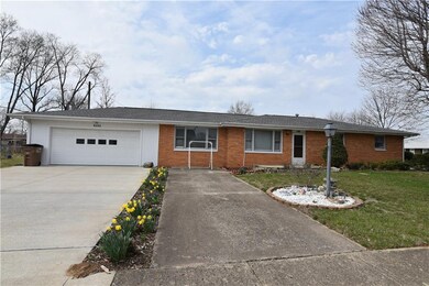 1966 Dawnshire Dr, Columbus, IN 47203 - photo 2