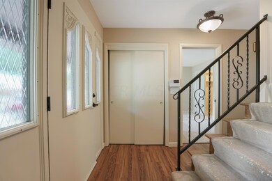 5277 Blue Ash Rd, Columbus, OH 43229 - photo 6