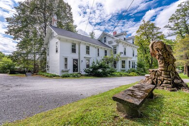 2 Laurel Ln