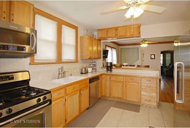 1015 Manchester Ave, Westchester, IL 60154 - photo 3