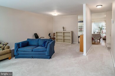 1503 Lowell Ct, Crofton, MD 21114 - photo 2
