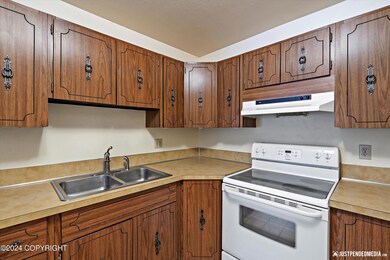 907 W 27th Ave unit 1, Anchorage, AK 99503 - photo 6