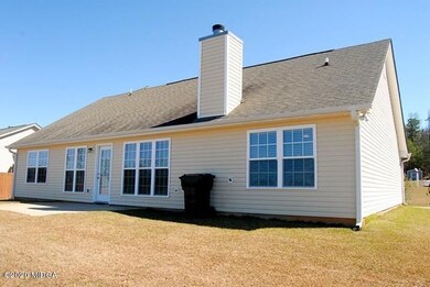 221 Heathwood Dr, Macon, GA 31206 - photo 3