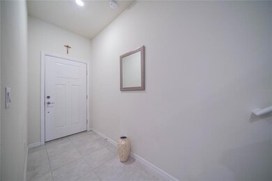 5171 Sylvester Loop, Tampa, FL 33610 - photo 3