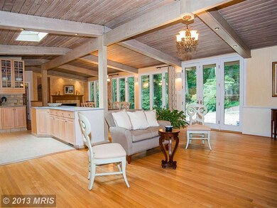 3525 Glenbrook Rd, Fairfax, VA 22031 - photo 3