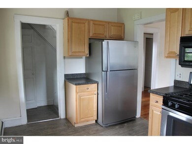 826 E Bellevue Ave, Reading, PA 19605 - photo 6