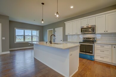 6270 Stone Gate Dr, Fitchburg, WI 53719 - photo 3