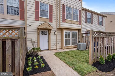 3218 Tapestry Cir, Burtonsville, MD 20866 - photo 2