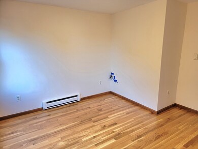 18 Apthorp St unit E, Quincy, MA 02170 - photo 3