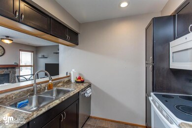 13-Kitchen MS_110767