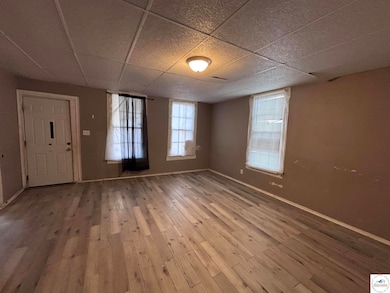 110 N 4th St, Clinton, MO 64735 - photo 7