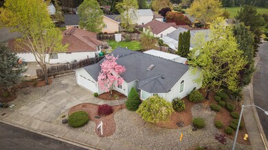 1498 Brittany Ct, Grants Pass, OR 97527 - photo 7