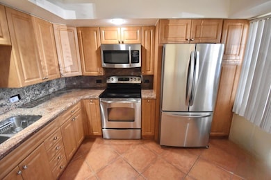 4301 Martinique Cir unit K1, Coconut Creek, FL 33066 - photo 7