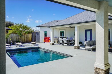 14834 Highland Mist Dr, Corpus Christi, TX 78418 - photo 4