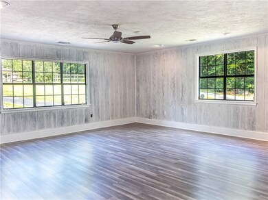 Large Bonus Room